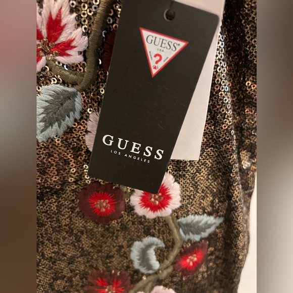 Sold! Guess Topeka Embroidered Sequin Skirt Size Large - Picture 6 of 14